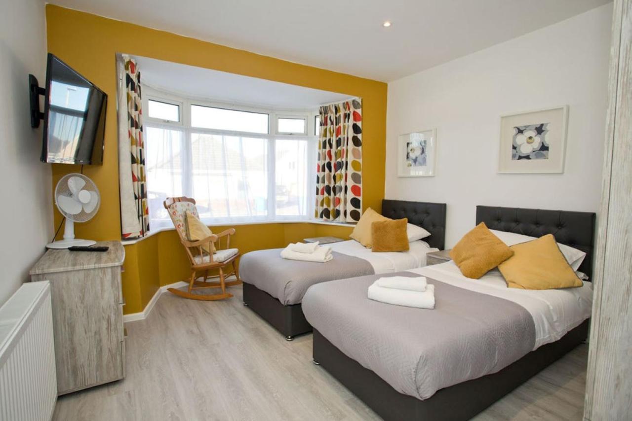 Hilda'S Retreat Accessible Wheel Chair Friendly With Hoist Poole Exteriér fotografie