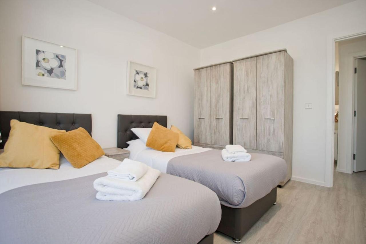 Hilda'S Retreat Accessible Wheel Chair Friendly With Hoist Poole Exteriér fotografie